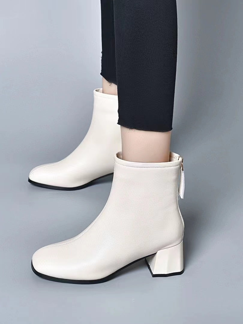 Elizabeth The Day Leather Boot